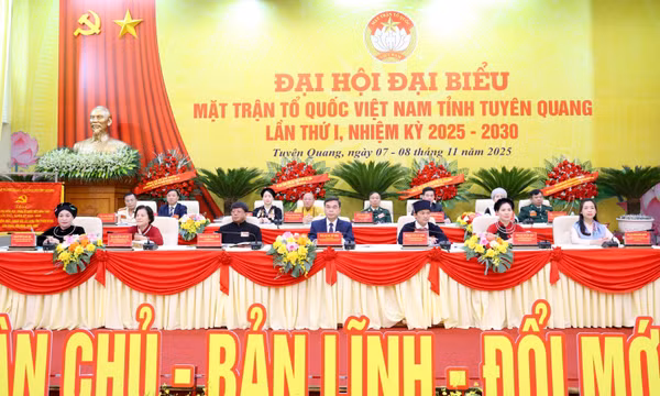 Mặt trận Tổ quốc phải hướng mạnh về cơ sở và là nơi người dân gửi gắm niềm tin