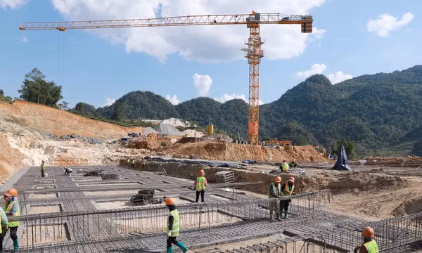 Quyết tâm đưa các công trình trường nội trú liên cấp về đích trước hạn