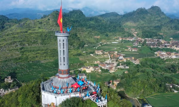 Mở hướng sinh kế mới ở xã biên giới Lũng Cú từ mô hình đảng viên đi trước