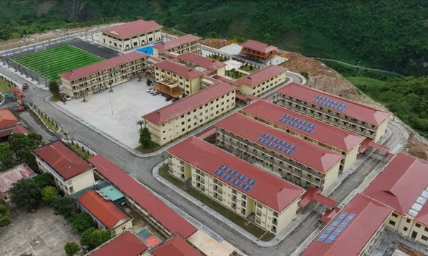 Những ngôi trường liên cấp mới gieo mầm tri thức nơi biên giới