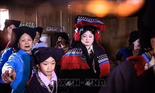 Độc đáo lễ cưới truyền thống của người Dao Tiền ở Bản Sưng