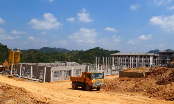 Huy động toàn dân xây dựng trường nội trú liên cấp