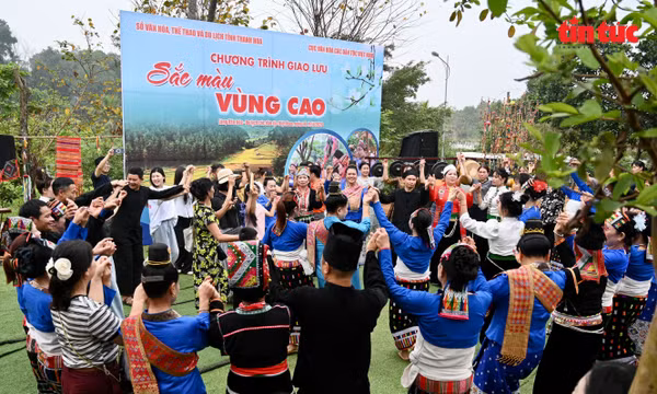 ‘Sắc màu vùng cao’ lan tỏa tinh thần gắn kết cộng đồng