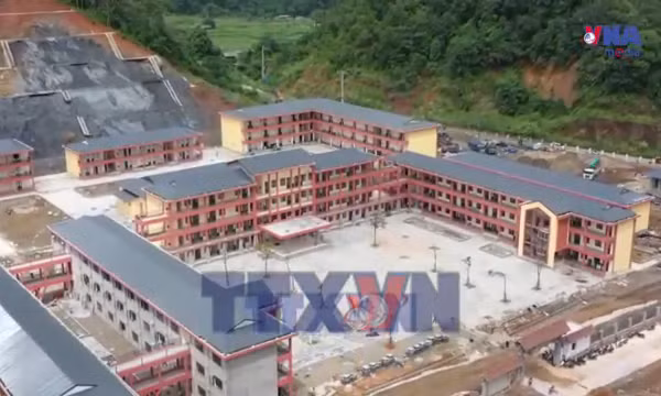 Mở tương lai tươi sáng cho trẻ em vùng biên
