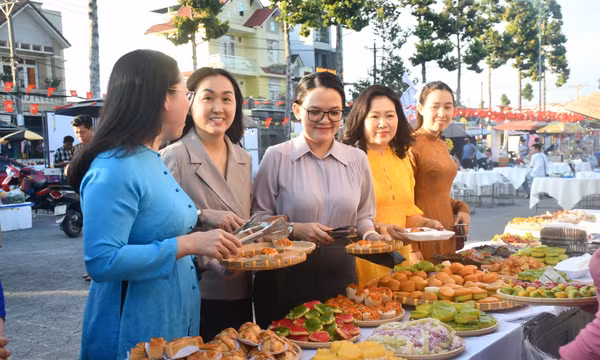 Khai mạc Tuần lễ Văn hóa - Ẩm thực 'Lan tỏa hương vị Xứ Dừa'