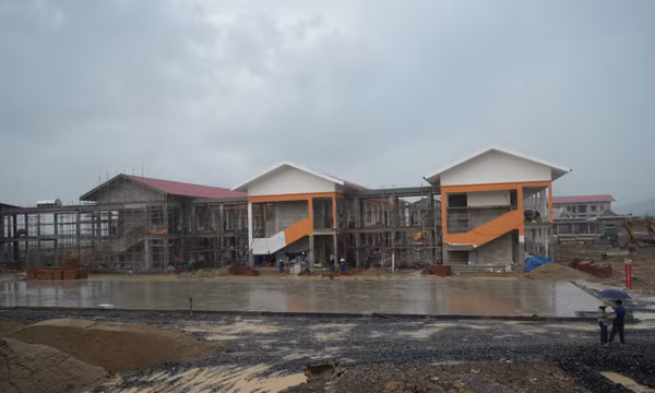 Rộn ràng ngày mới ở những ngôi trường nội trú vùng biên