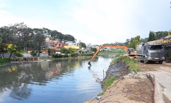 Lâm Đồng cải tạo hồ lắng, giảm nguy cơ ô nhiễm cho hồ Xuân Hương