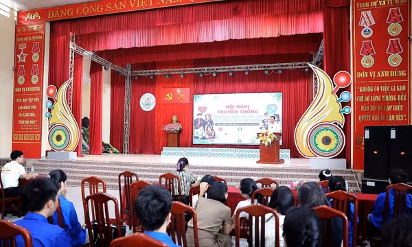Lắng nghe, thấu hiểu và đồng hành cùng học sinh dân tộc miền núi