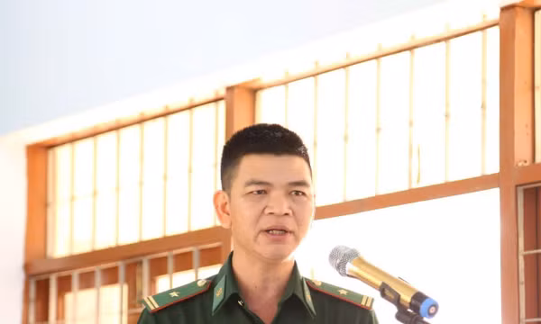 Tuyên truyền chủ quyền biên giới cho già làng, người có uy tín