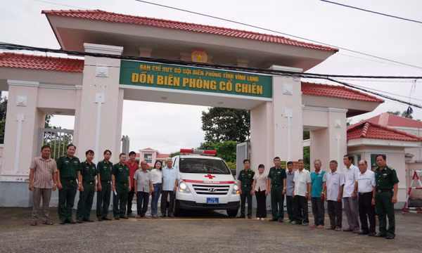 Ra mắt mô hình 'Xe cứu thương 0 đồng Biên phòng'