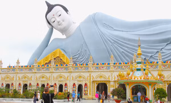 Chùa Som Rong - nơi lưu giữ các giá trị văn hóa, tín ngưỡng đặc sắc của đồng bào Khmer