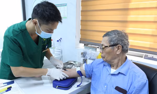 Tiếp thêm nghị lực cho các nạn nhân chất độc da cam