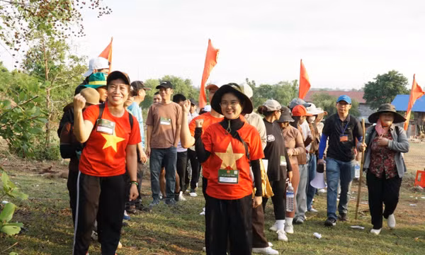 Chư Mố - Hành trình về phía mặt trời