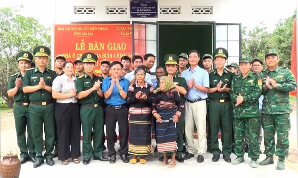 Tiếp thêm động lực để các gia đình chính sách ổn định cuộc sống