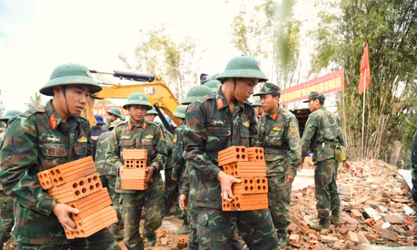 Thần tốc xây dựng, sửa chữa nhà ở cho người dân bị thiệt hại do mưa lũ