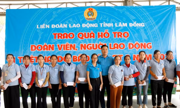  Lâm Đồng: Thăm hỏi, hỗ trợ công nhân, người lao động bị ảnh hưởng thiên tai