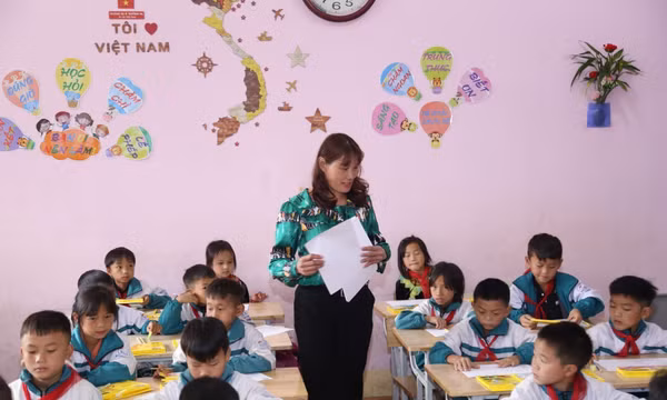 Hành trình bền bỉ gieo chữ nơi biên giới Dào San