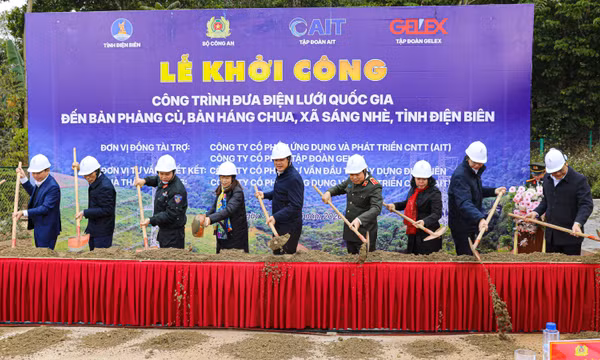 Điện Biên sẽ có thêm 171 gia đình được dùng điện lưới quốc gia dịp Tết