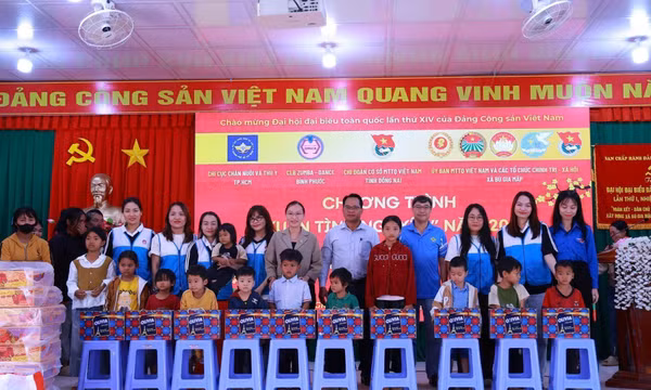 Tết sớm trên vùng biên giới Bù Gia Mập