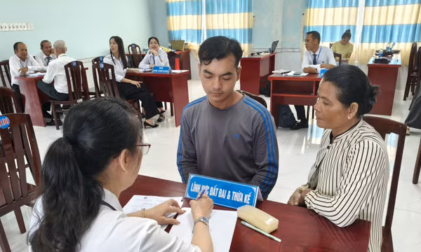 Tư vấn pháp luật miễn phí trong vùng đồng bào dân tộc
