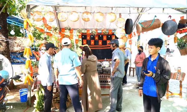 Không gian văn hóa đồng bào Co: Di sản sống giữa đại ngàn