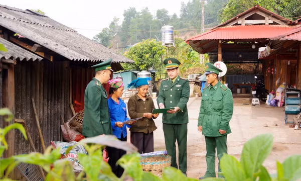 Màu áo xanh nơi cực Tây và hành trình dựng xây niềm tin nơi biên giới
