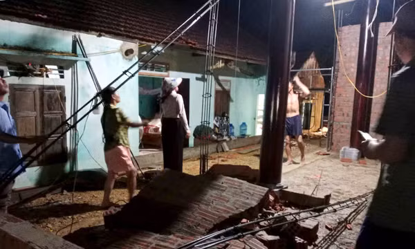 Dông lốc, mưa đá gây thiệt hại nặng nhiều địa phương miền núi Nghệ An