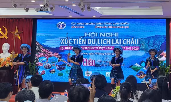 Khai mở tiềm năng du lịch từ thiên nhiên hùng vĩ và bản sắc vùng cao