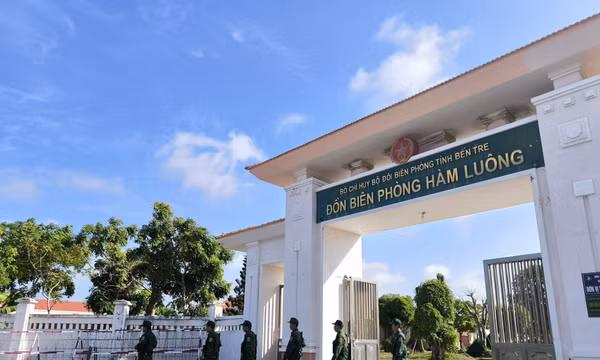 Đồng hành cùng ngư dân bảo vệ vững chắc chủ quyền biển, đảo