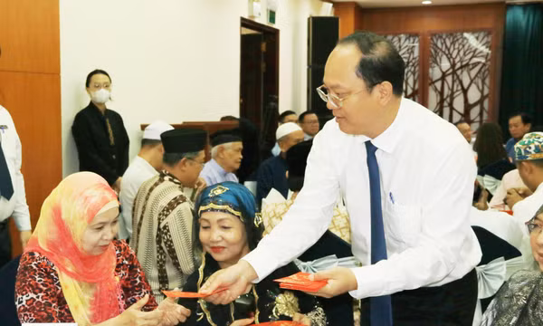 Chăm lo đời sống vật chất, tinh thần cho đồng bào dân tộc thiểu số
