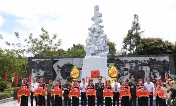 Khánh thành công trình sửa chữa, nâng cấp Khu tưởng niệm Anh hùng Liệt sĩ Trần Văn Thọ