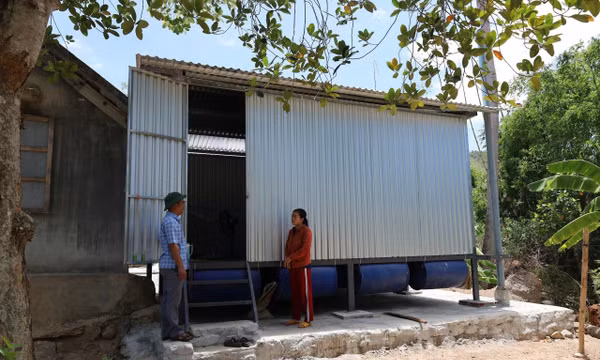 50 căn nhà phao giúp người dân chủ động ứng phó mưa lũ