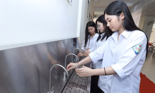 Thành lập 6 câu lạc bộ 'Nữ sinh mở đường đến tương lai' tại Lạng Sơn