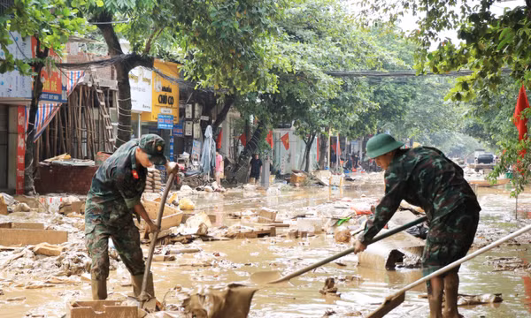 Cử tri mong muốn có phương án lâu dài giảm thiểu thiệt hại do sạt lở đất