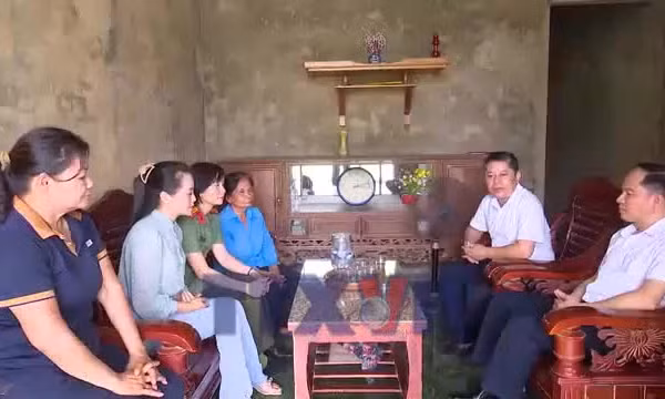 Lào Cai phân công đảng viên phụ trách giúp đỡ hộ nghèo
