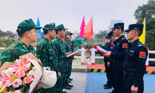 Tạo môi trường biên giới an toàn, thuận lợi cho thông quan tại cửa khẩu