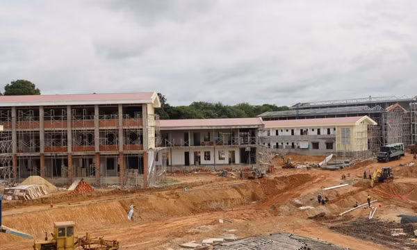 Gấp rút hoàn thiện các trường nội trú liên cấp vùng biên trước thềm năm học mới