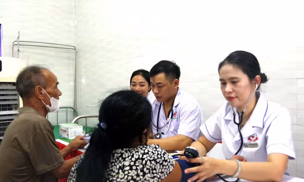 Ấm áp nghĩa tình nơi biên cương Tổ quốc