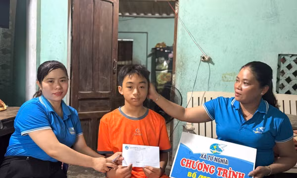 Phụ nữ Quảng Ngãi học Bác từ những việc làm thiết thực