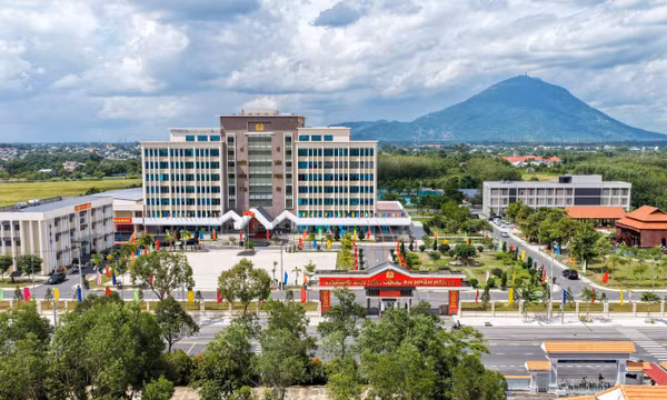 Tạo môi trường học tập toàn diện cho trẻ em vùng khó, đồng bào dân tộc thiểu số