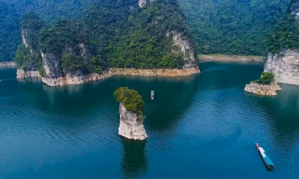 Khám phá "Hạ Long cạn” giữa đại ngàn Tuyên Quang
