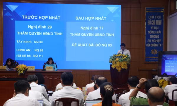 Tây Ninh: Hỗ trợ tối đa 15 tháng lương cho người làm việc tại các Hội khi nghỉ việc
