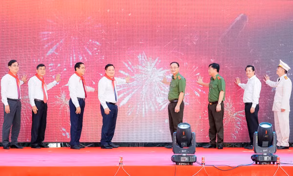 Ra mắt Trường Văn hóa Công an nhân dân VI
