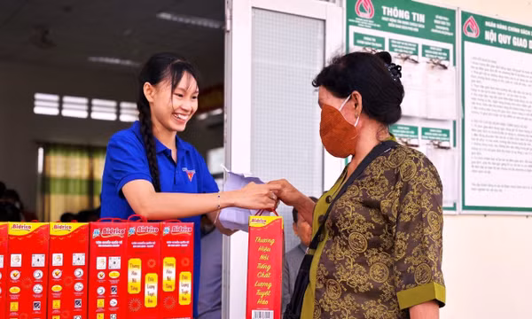 Mùa hè tình nguyện gắn với chuyển đổi số và an sinh xã hội
