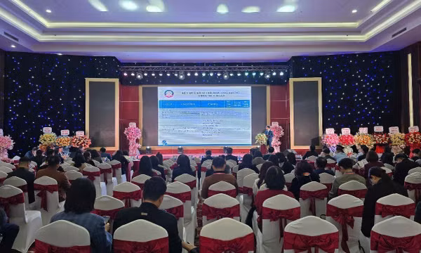 Đưa kỹ thuật tiên tiến hỗ trợ sinh sản vùng đồng bào dân tộc thiểu số