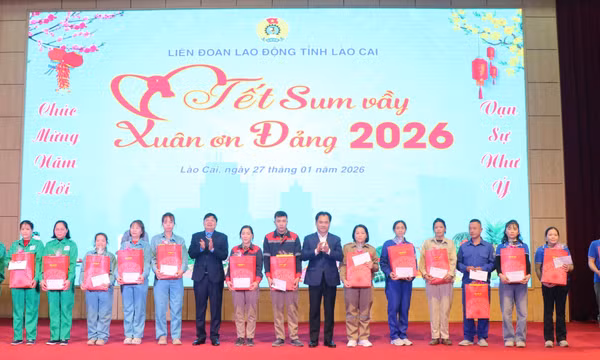 Xuân ấm cho đồng bào nghèo