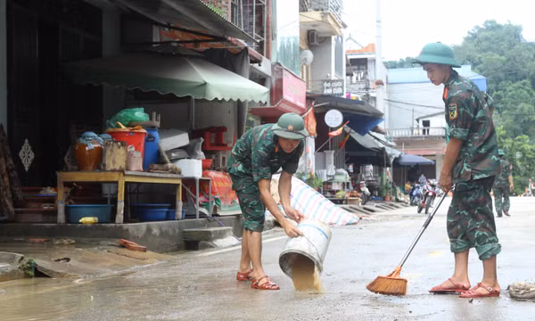Những điểm tựa không rời người dân vùng tâm lũ