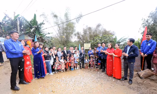 Cổ vũ tuổi trẻ tích cực xây dựng quê hương trong kỷ nguyên vươn mình