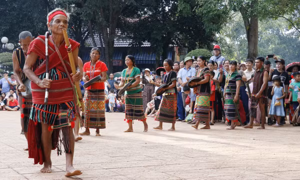 Bom Bo - bản sắc S’tiêng, điểm đến cộng đồng