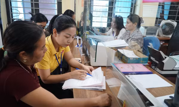 Cánh tay nối dài, giúp người dân vùng cao thụ hưởng lợi ích từ công nghệ số